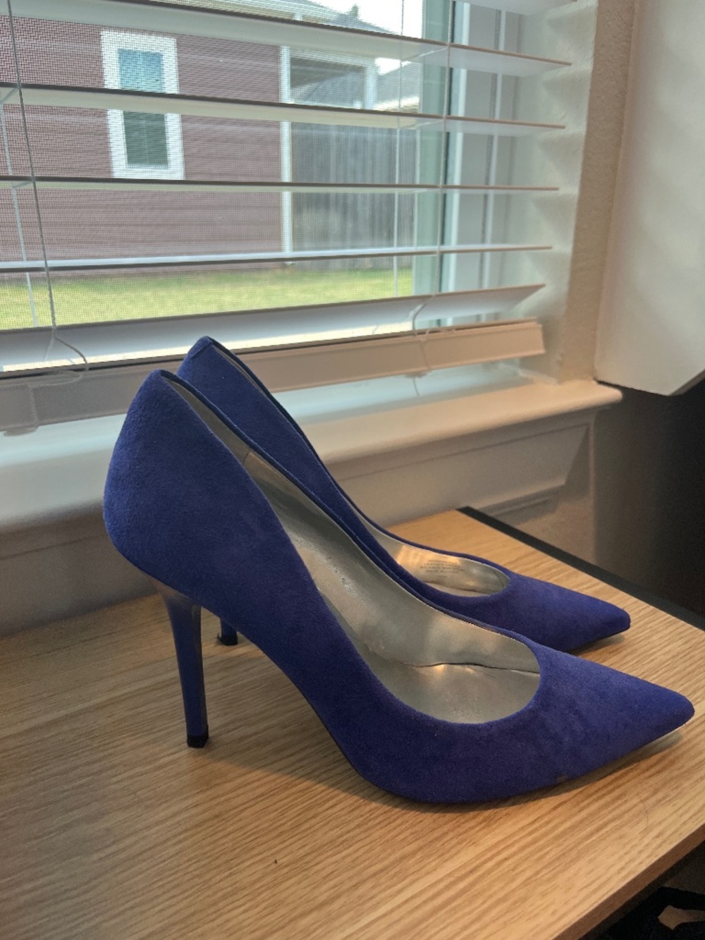 GUESS Royal Blue Velvet Pumps